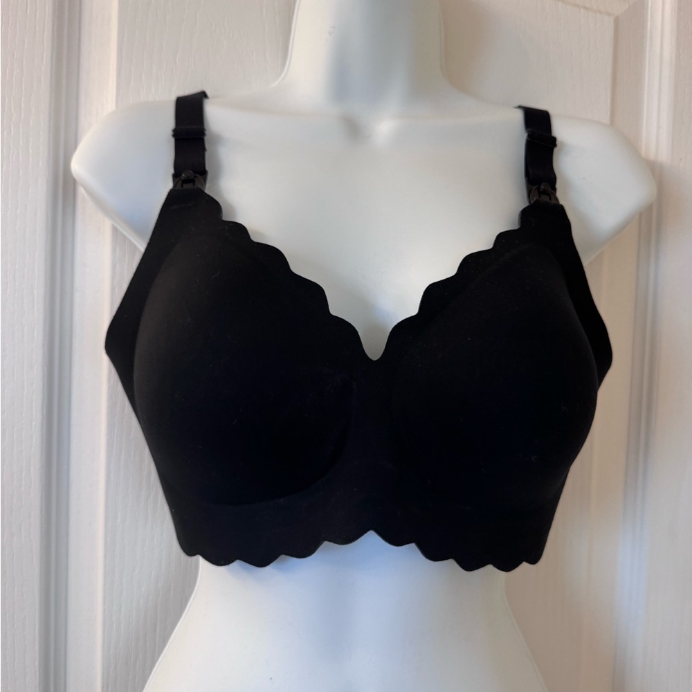 Momcozy Black Jelly Strip Nursing Bra Medium
